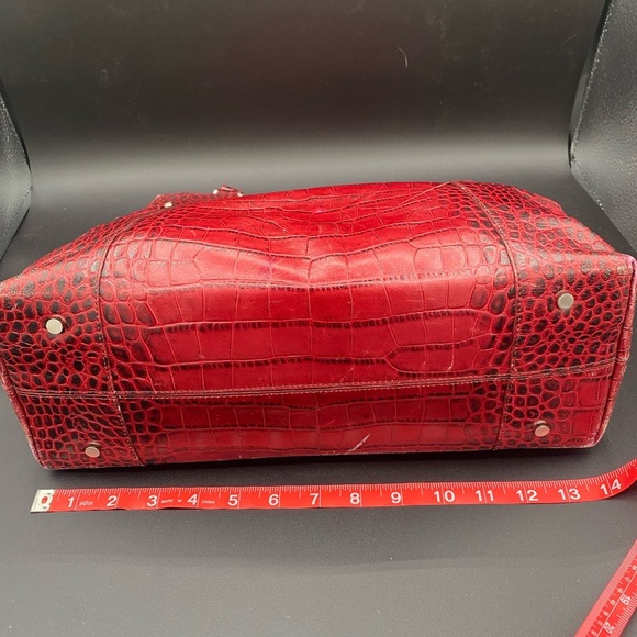 Ann Taylor Red Crocodile-Pattern Shoulder Bag- leather - Picture 5 of 11